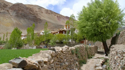 Giramangu Village