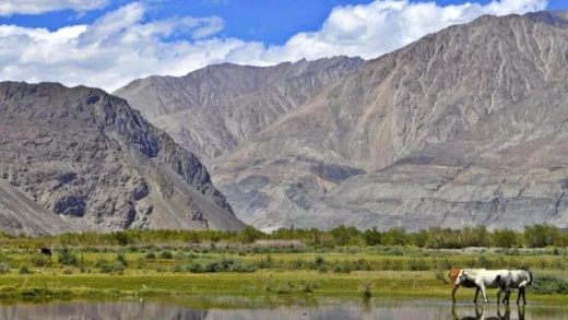 Hundar Dok Village