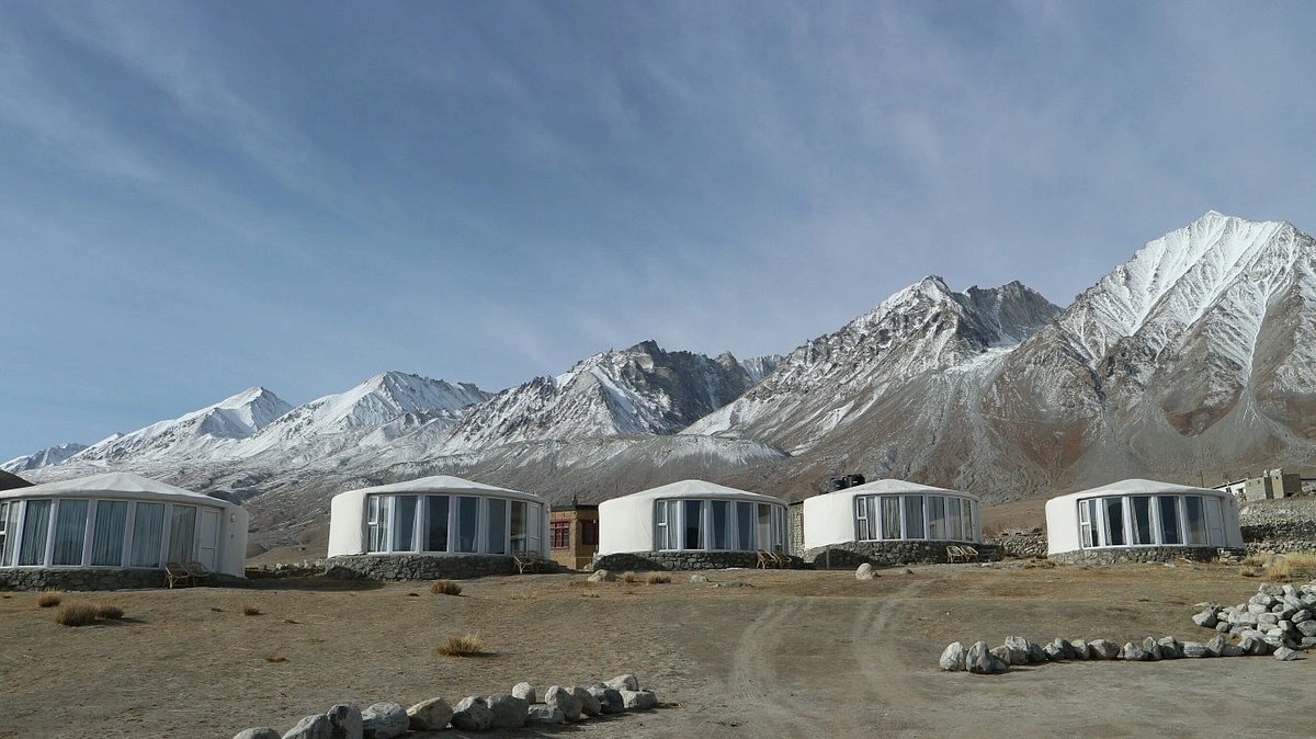 Man Pangong Village